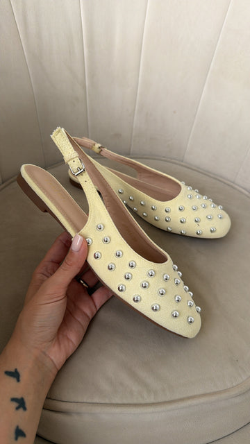 Ballerine scosciata borchie 1344 gialla
