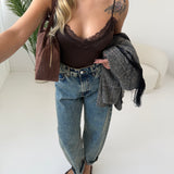 Body scollo a V con pizzo e spalline regolabili brown