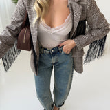 Body scollo a V con pizzo e spalline regolabili beige