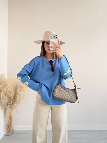 Felpa Practically Perfect azzurra e gialla