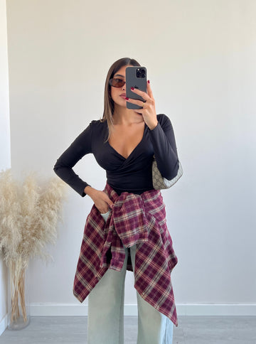 Top manica lunga con coppe nero