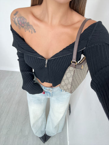 Maglia con zip e risvolto nera