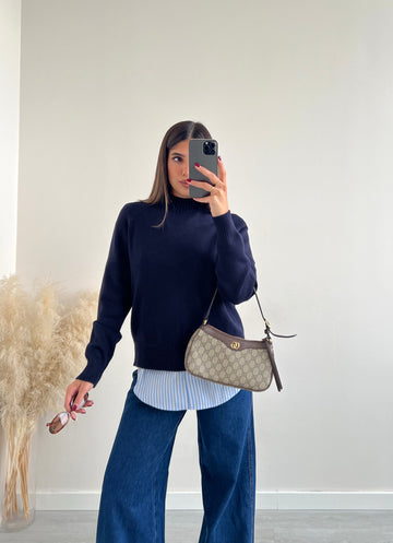 Maglione basic con spacchi laterali blu