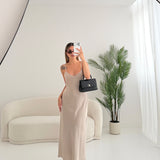 Abito basic in simil raso beige