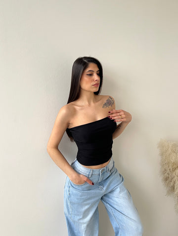 Top a fascia con coppe nero