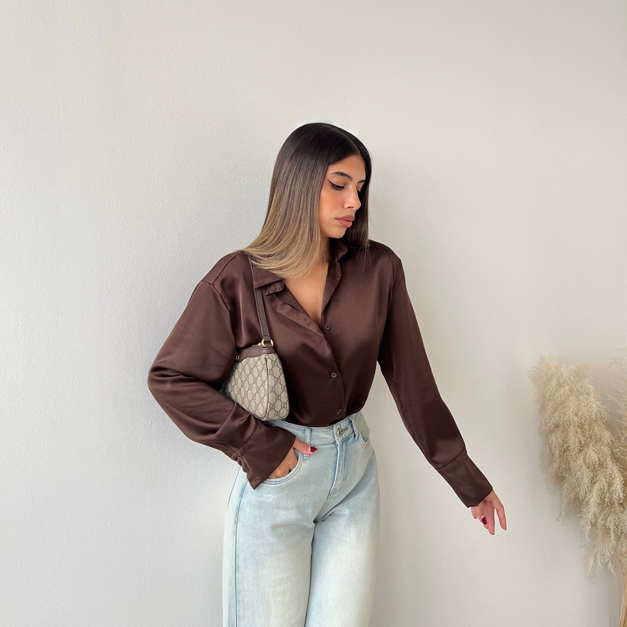 Camicia simil raso caffè