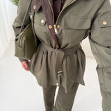 Parka con cintura e dettagli effetto velluto brown