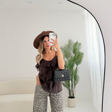 Blusa velata con voulant e scollo a V brown