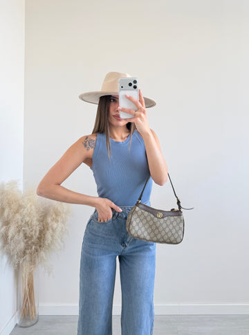 Top in maglia con scollo all'americana cobalto