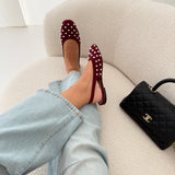 Slingback scamosciata con borchie wine