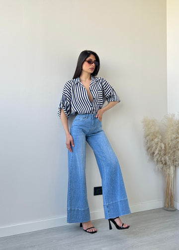 Jeans con brillanti e risvolto P309-1