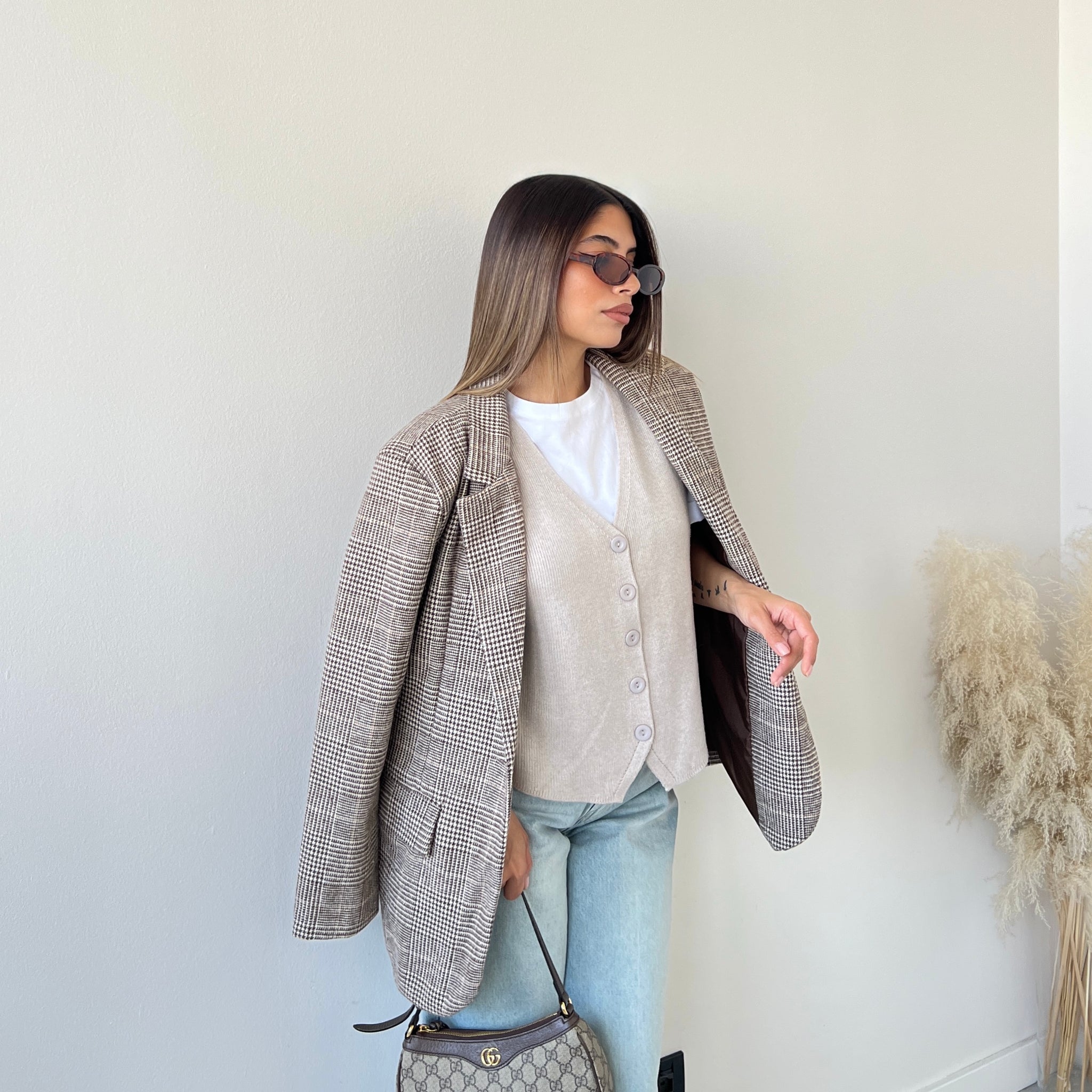 Gilet Alice in maglia con bottoni sabbia