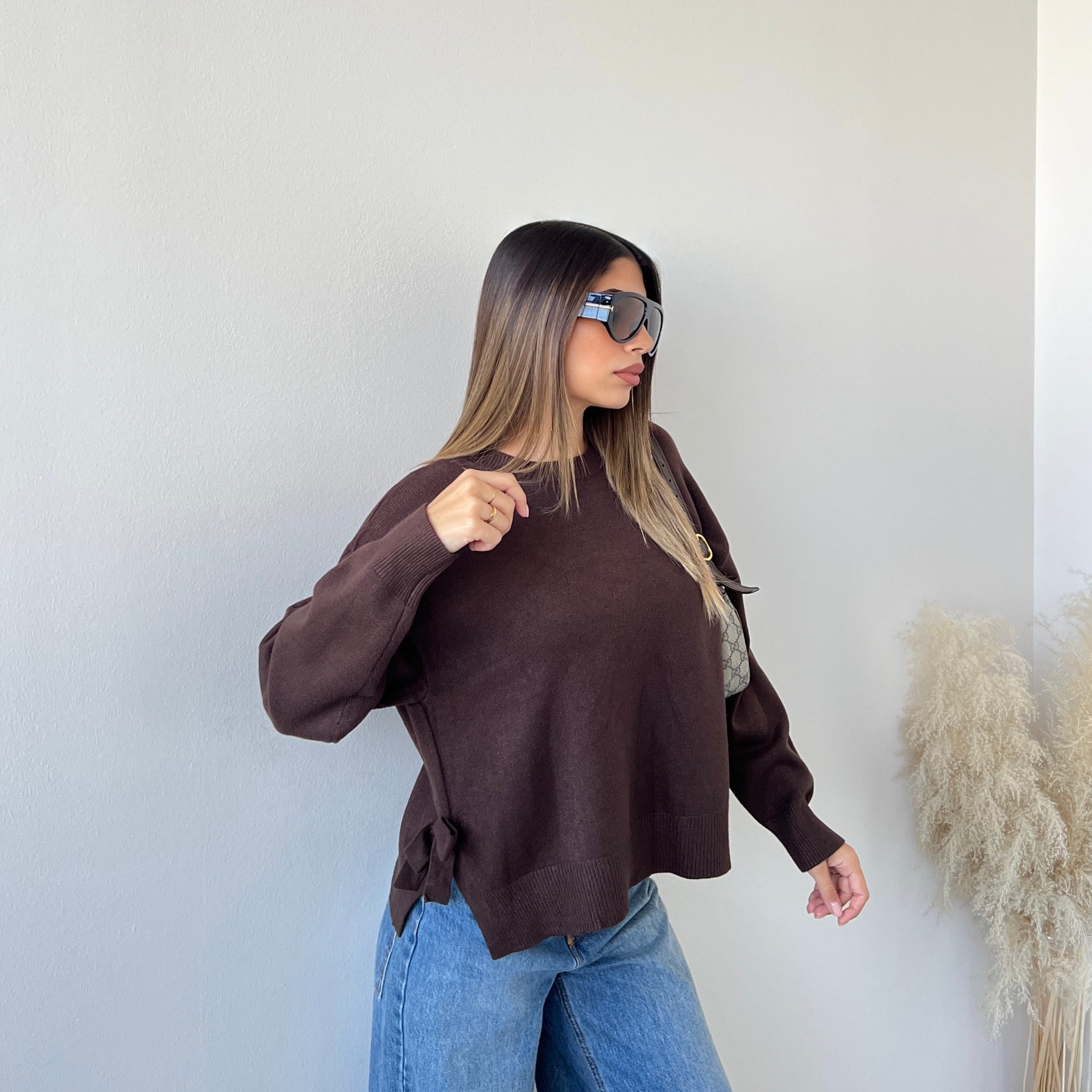 Maglione Denise con fiocchetti caffè