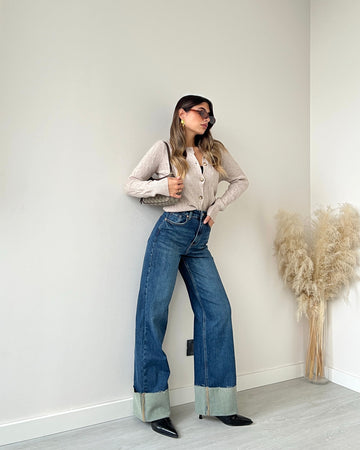 Jeans a vita alta con risvolti H3931