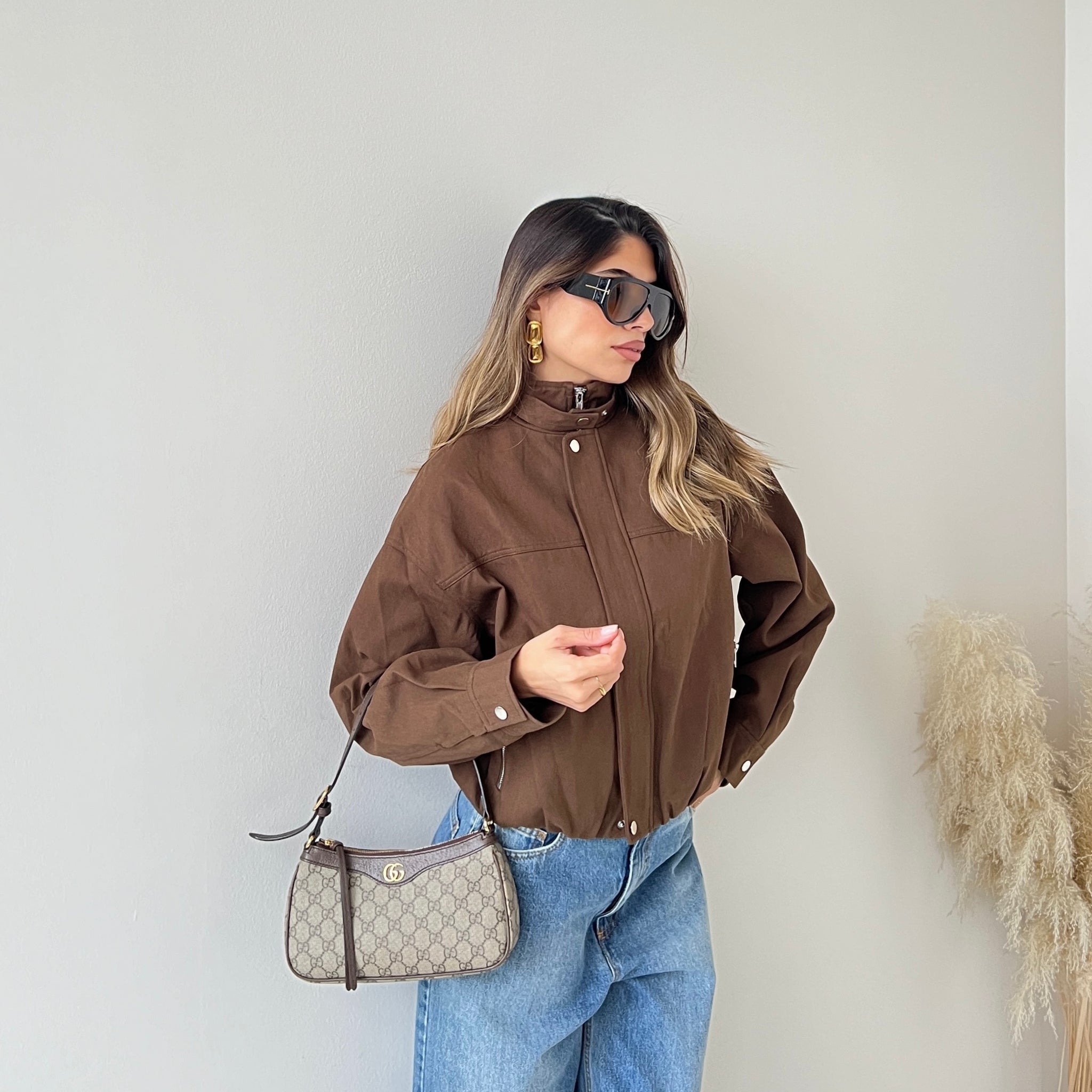 Giubbotto Style con abbottonatura al collo marrone