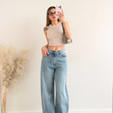 Top corto a costine scollo all'americana beige