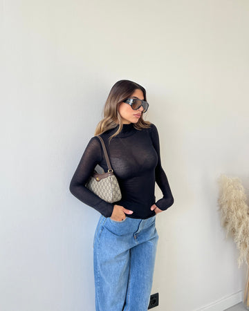 Dolcevita ultra sottile in misto cashmere nera