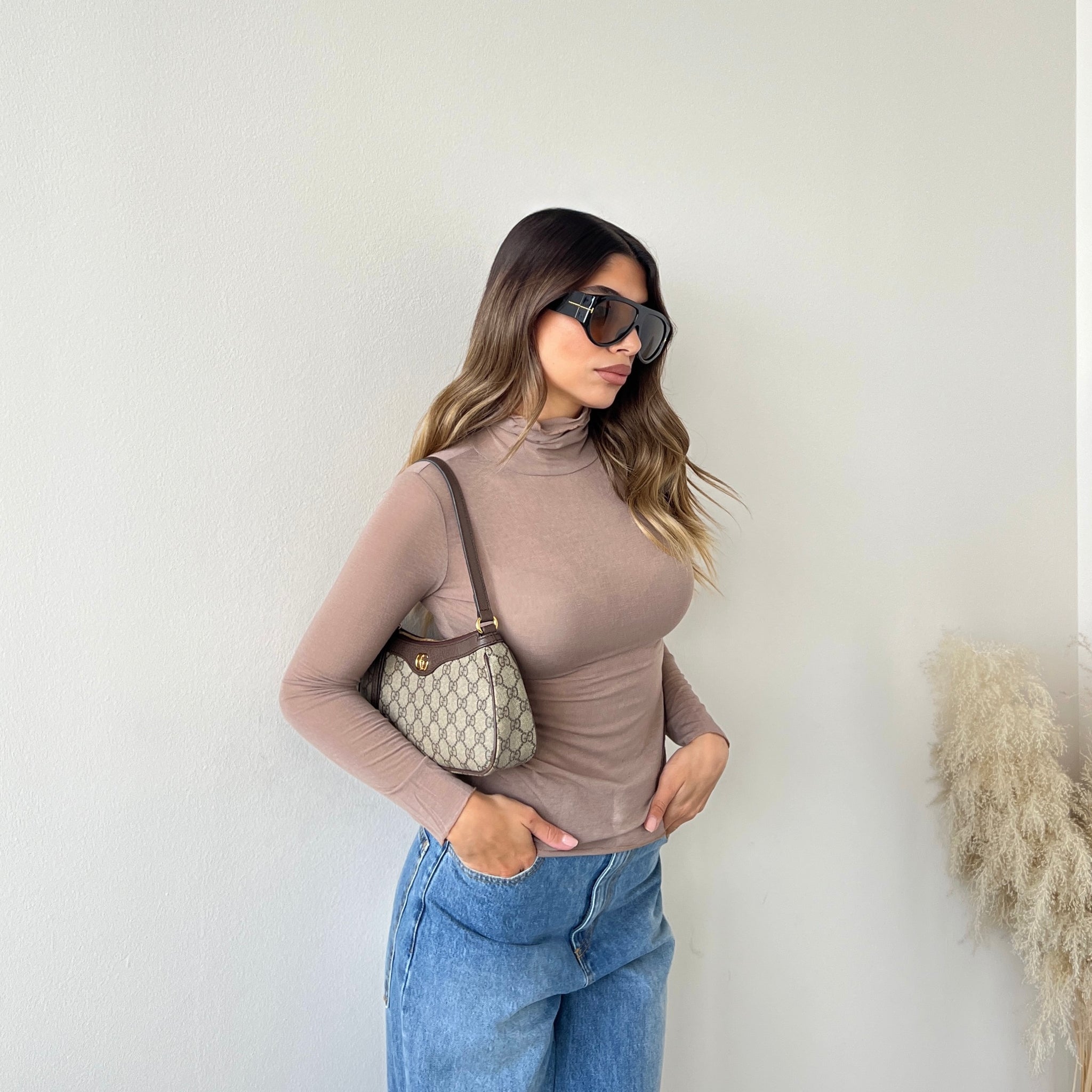 Dolcevita ultra sottile in misto cashmere fango