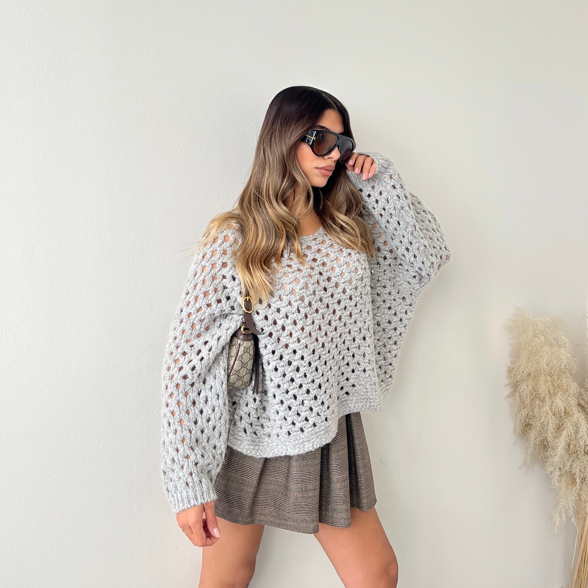 Maglione forato in maglia pesante grey