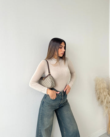 Dolcevita ultra sottile in misto cashmere beige