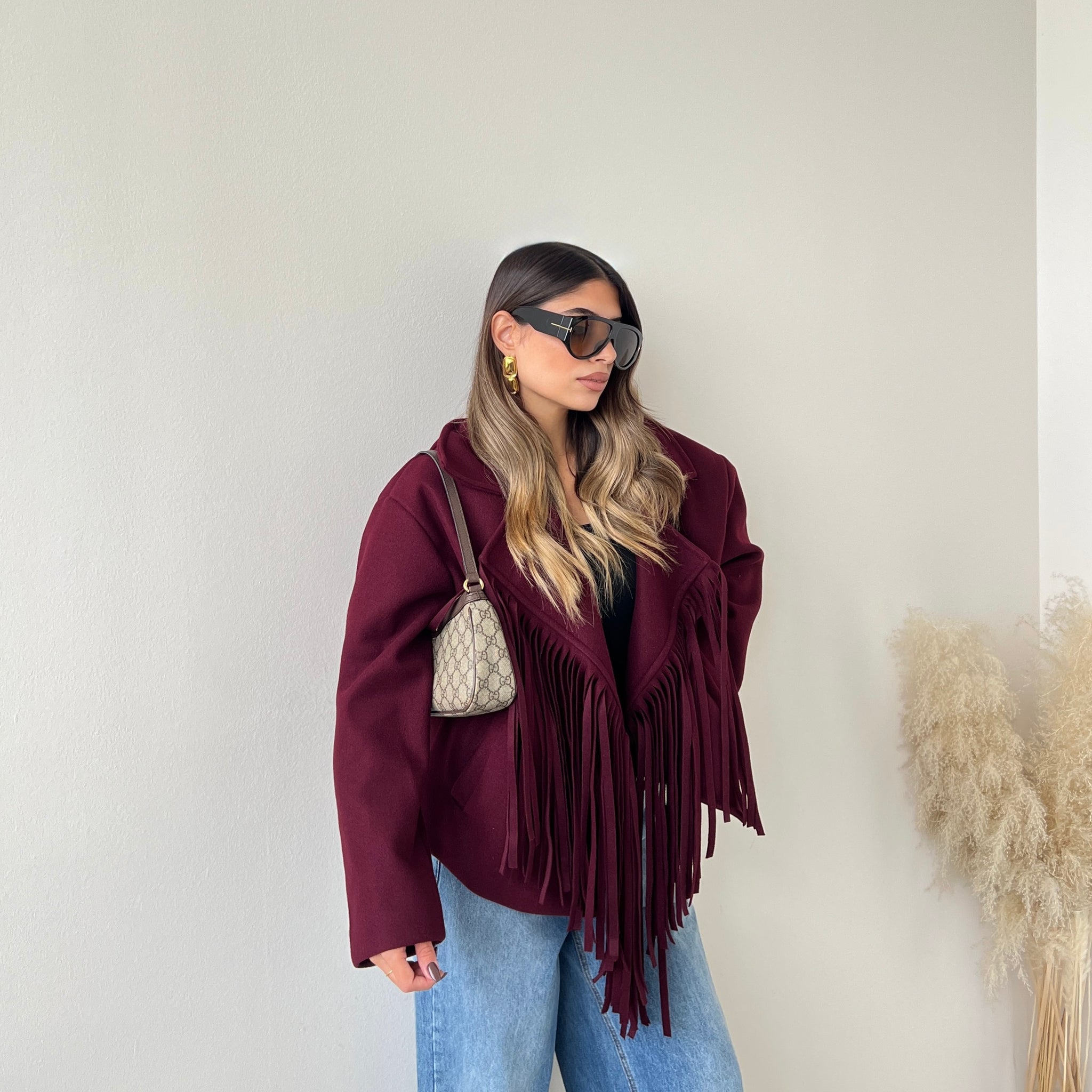 Cappotto corto con frange burgundy