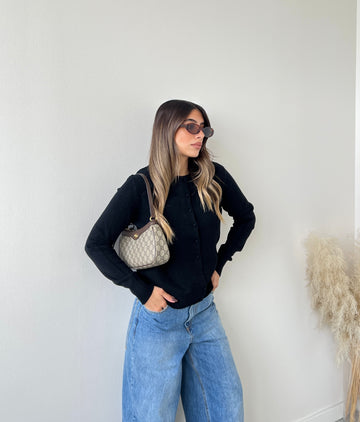 Pull con bottoni foderati nero