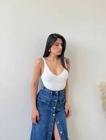 Top in maglia scollo a v bianco