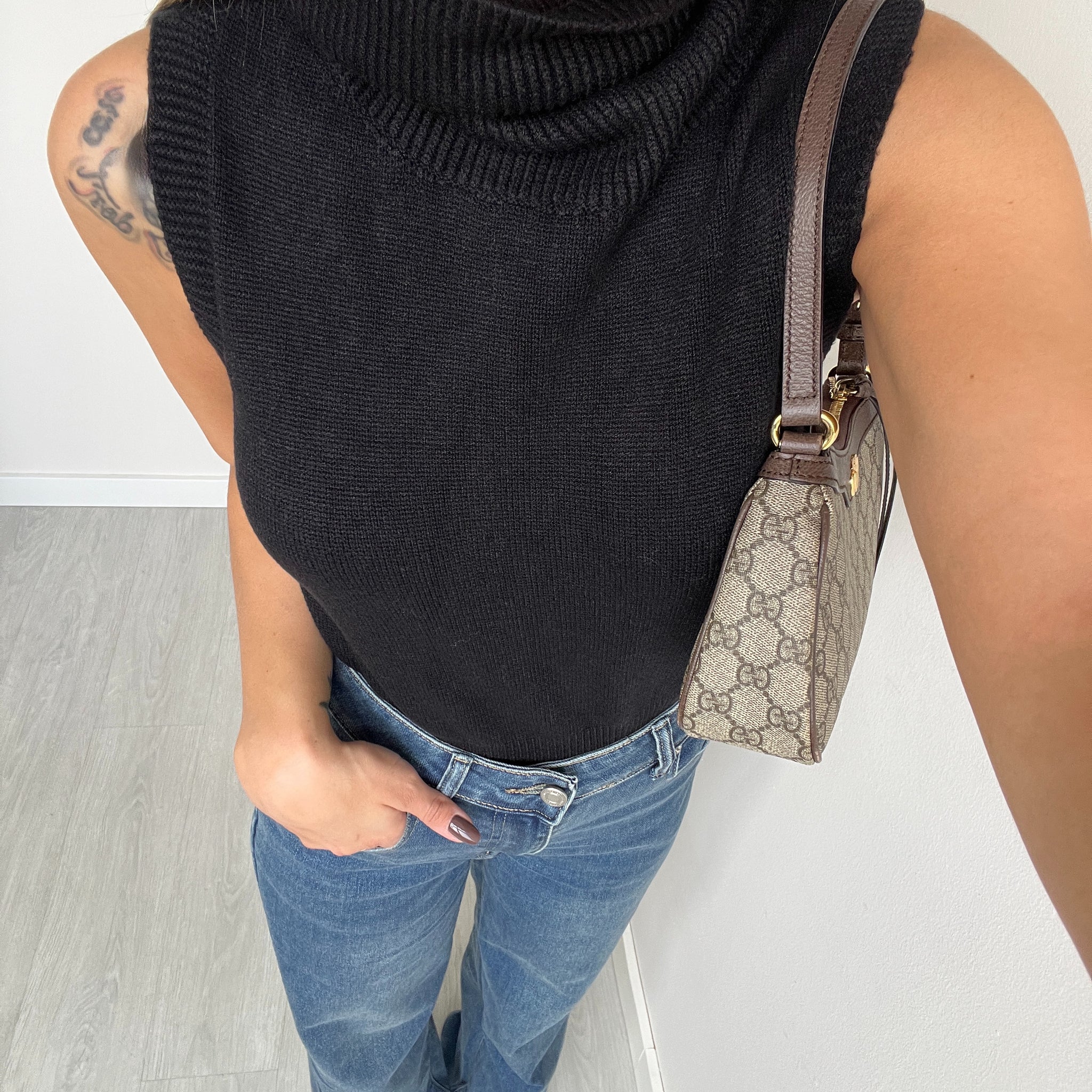 Dolcevita smanicato nero