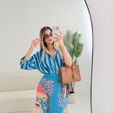 Camicia coreana a righe blu e verde acqua