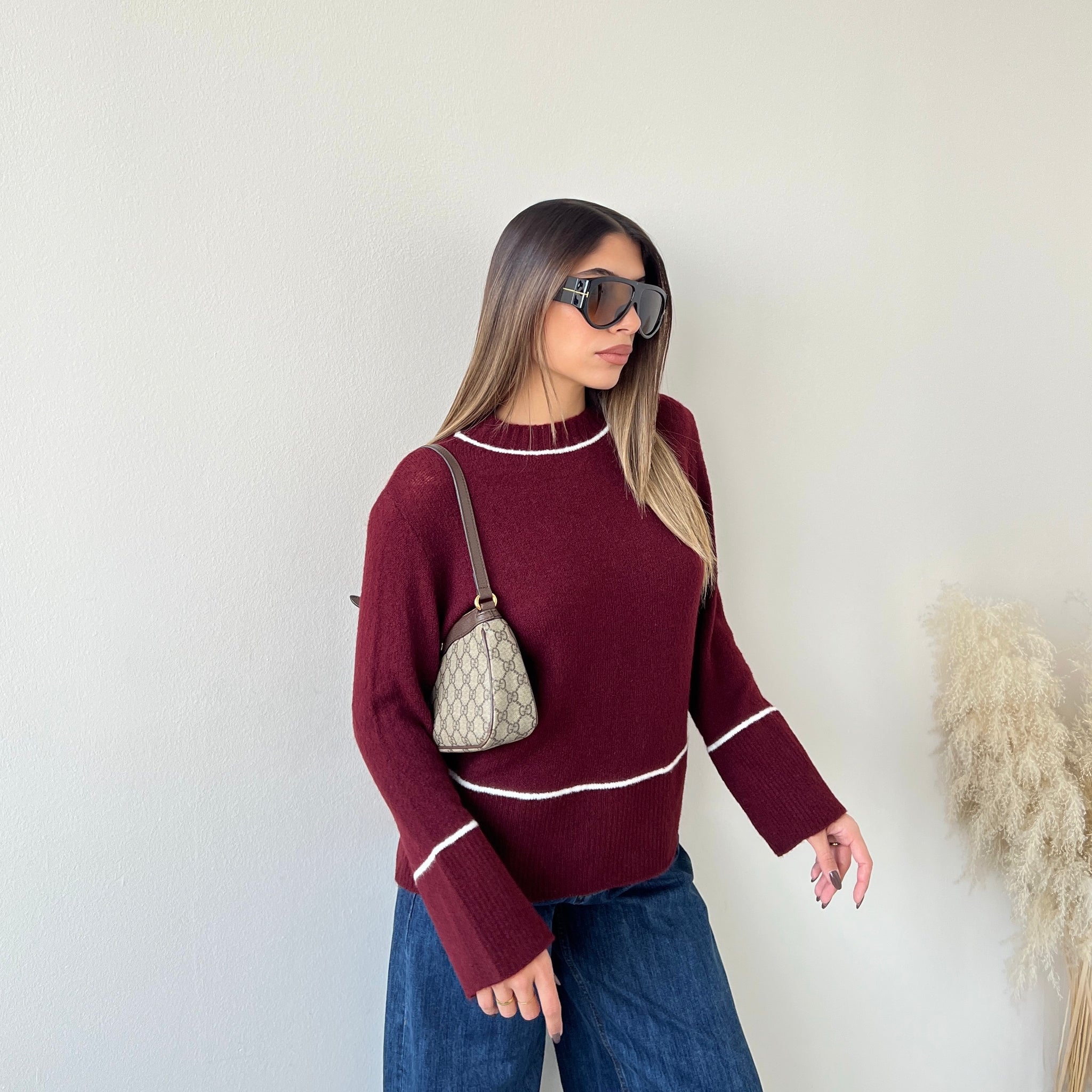 Maglione con riga a contrasto bordeaux