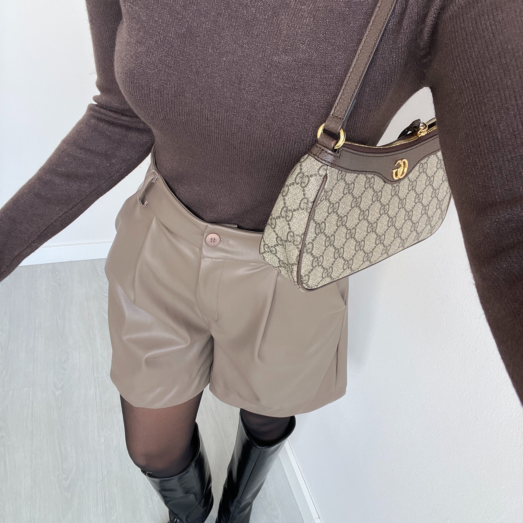 Shorts ecopelle tortora