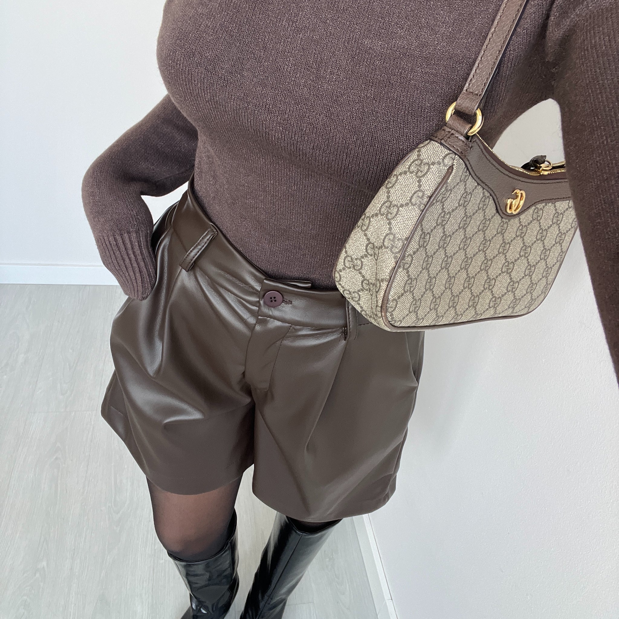 Shorts ecopelle testa di moro