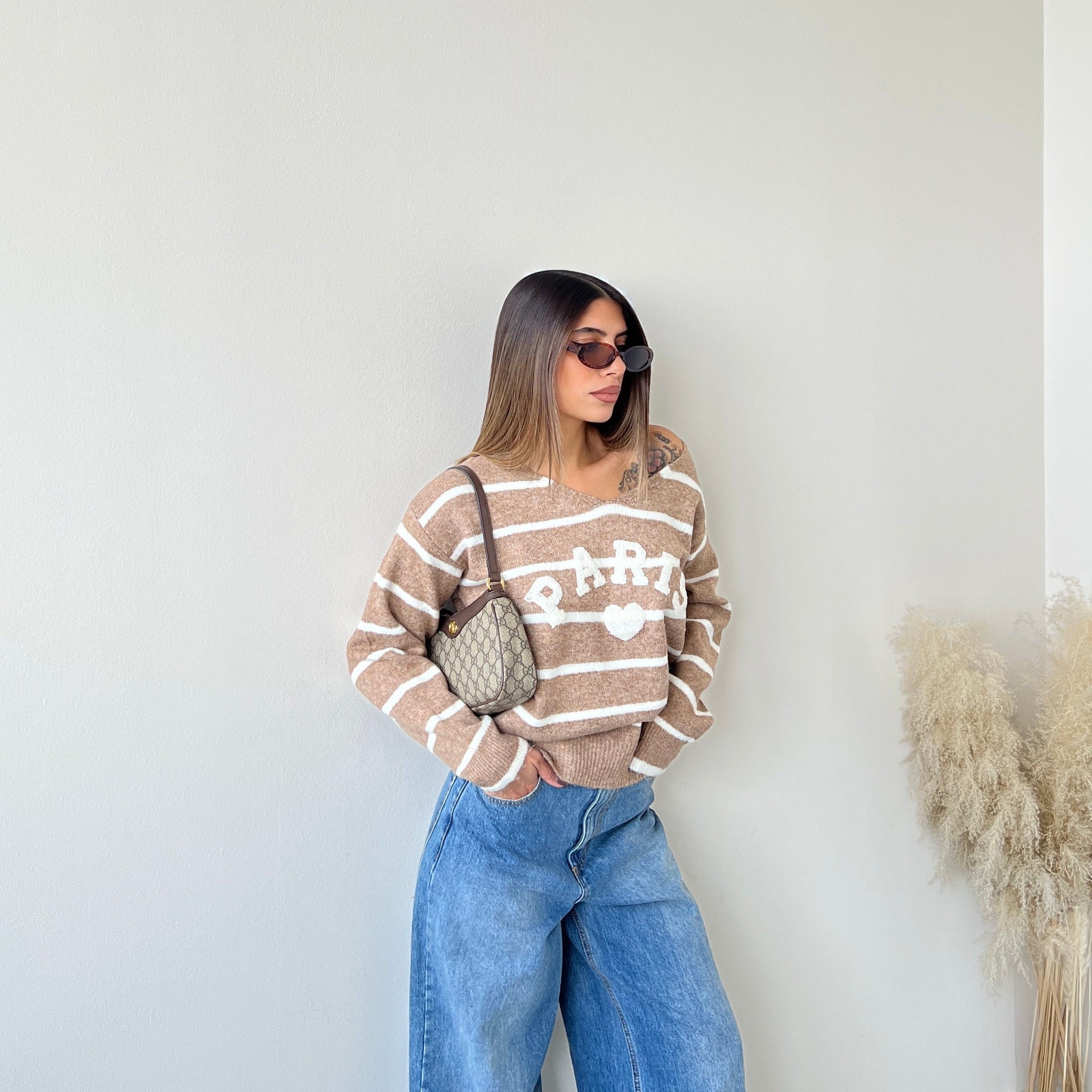 Pull con scritta PARIS camel