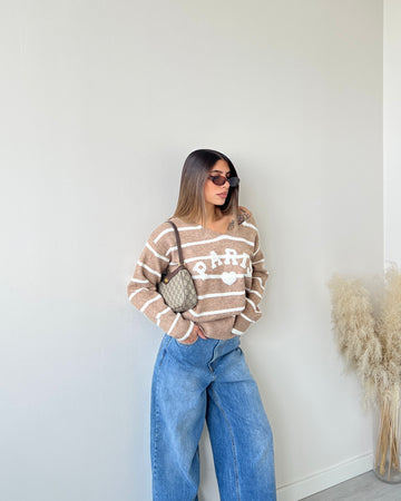 Pull con scritta PARIS camel