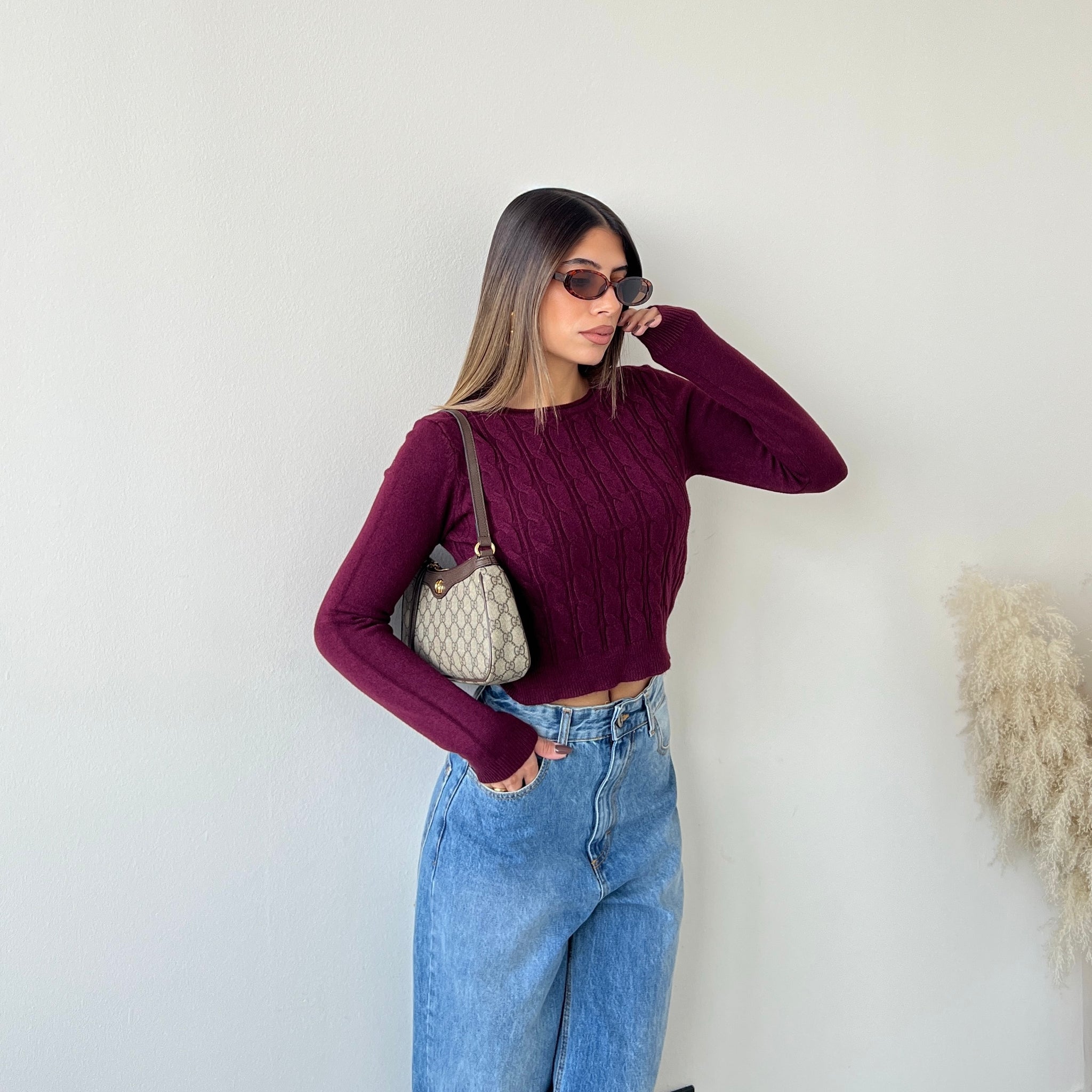 Pull corto con trecce burgundy