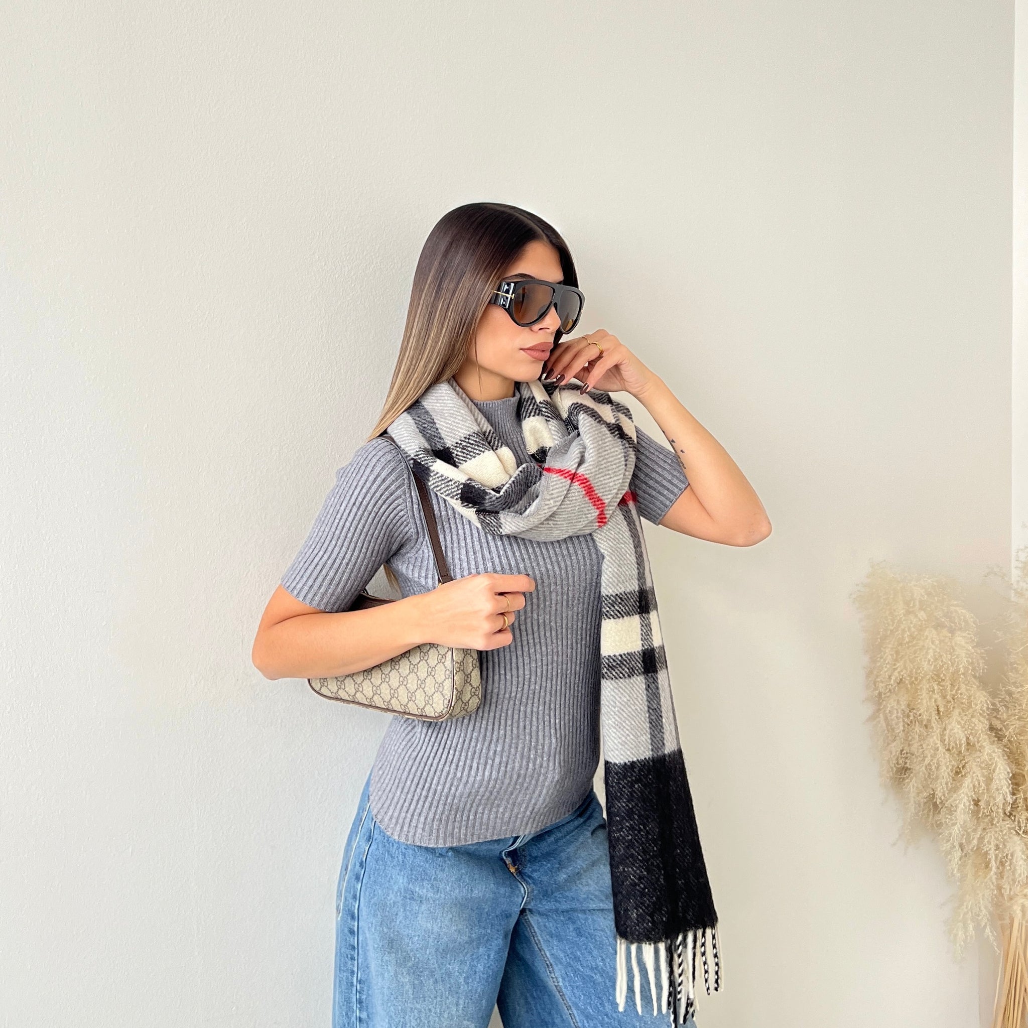 Maglia a collo alto a coste manica corta grey