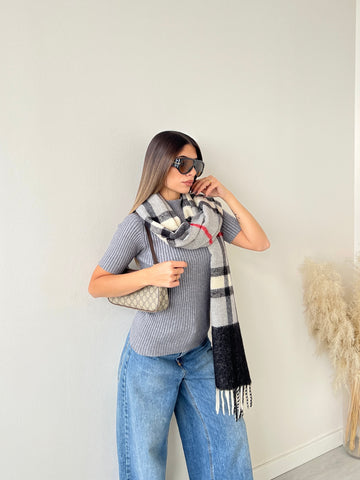 Maglia a collo alto a coste manica corta grey