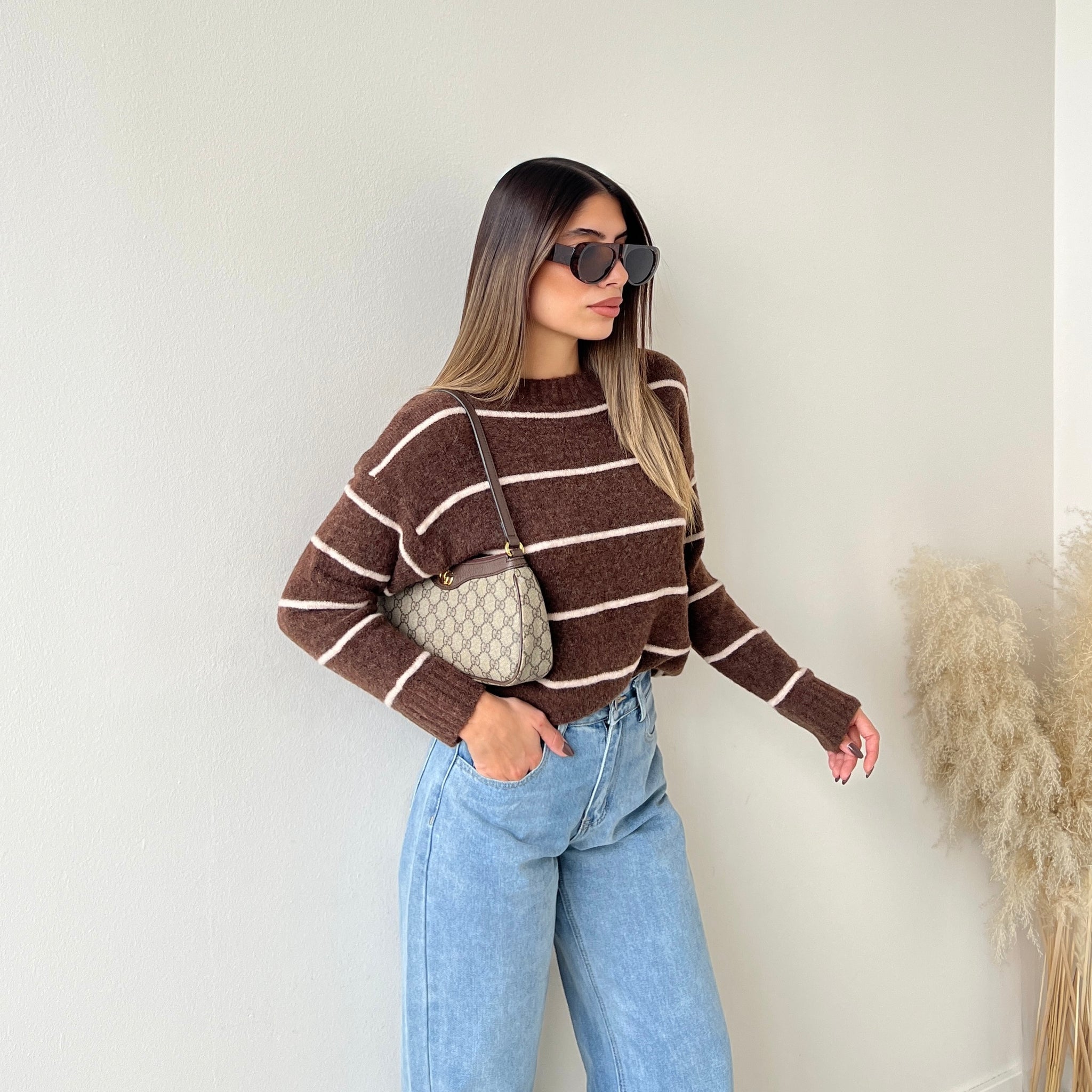 Maglione caffè a righe crema