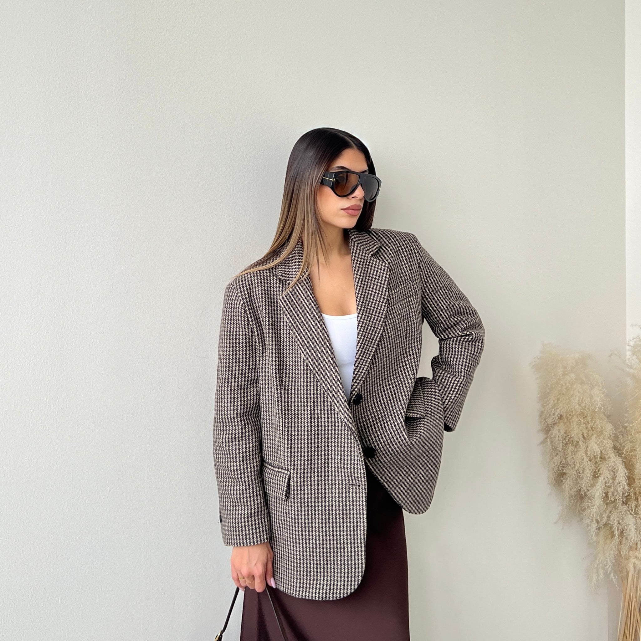 Giacca oversize rigida con doppio bottone pied de poule 24371 nera