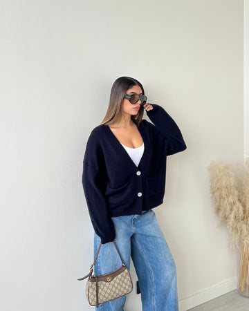 Cardigan due bottoni con tasche blu