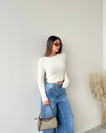 Maglioncino con treccine crema