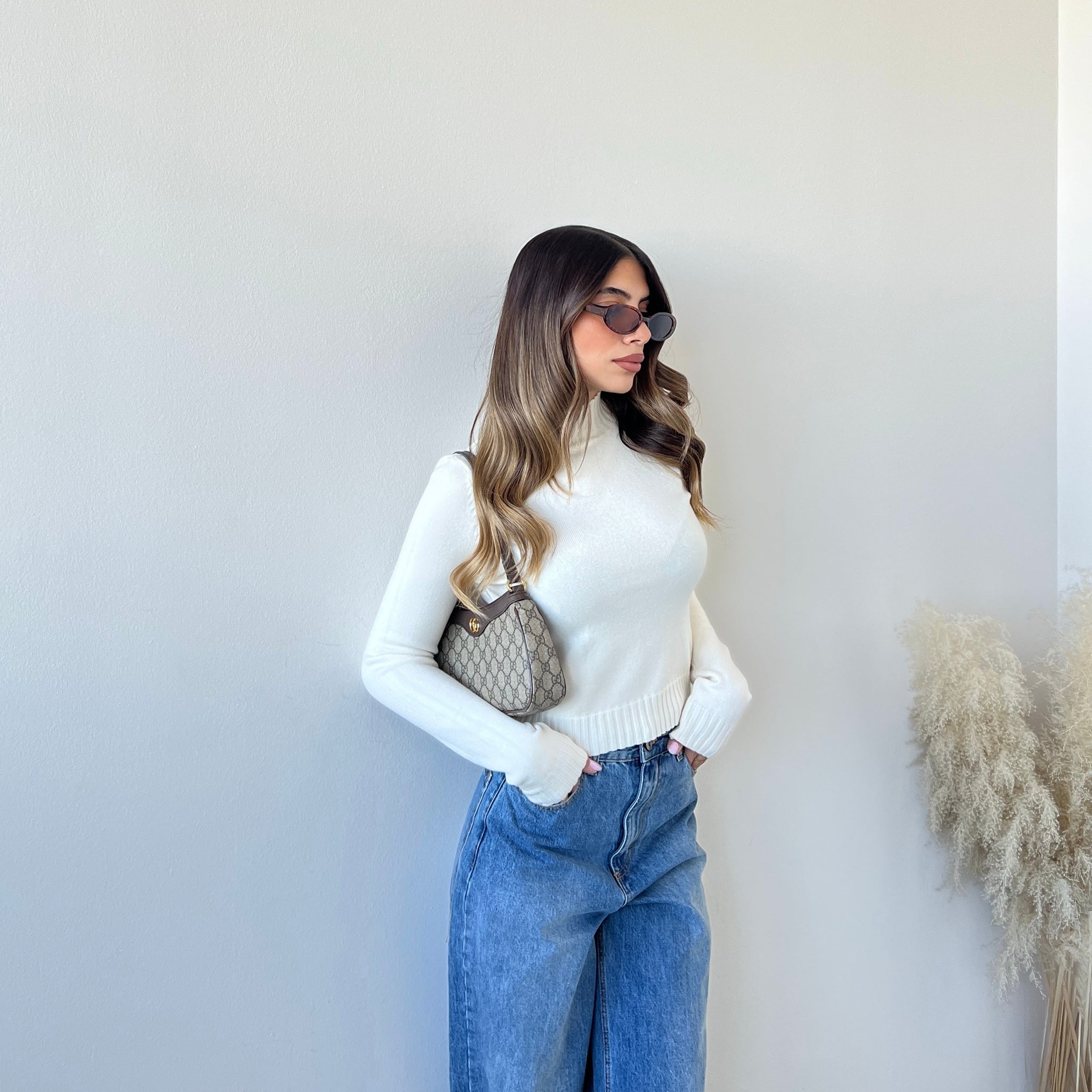 Maglioncino a collo alto QC23093 bianco