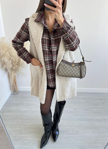 Cardigan smanicato in bouclè beige