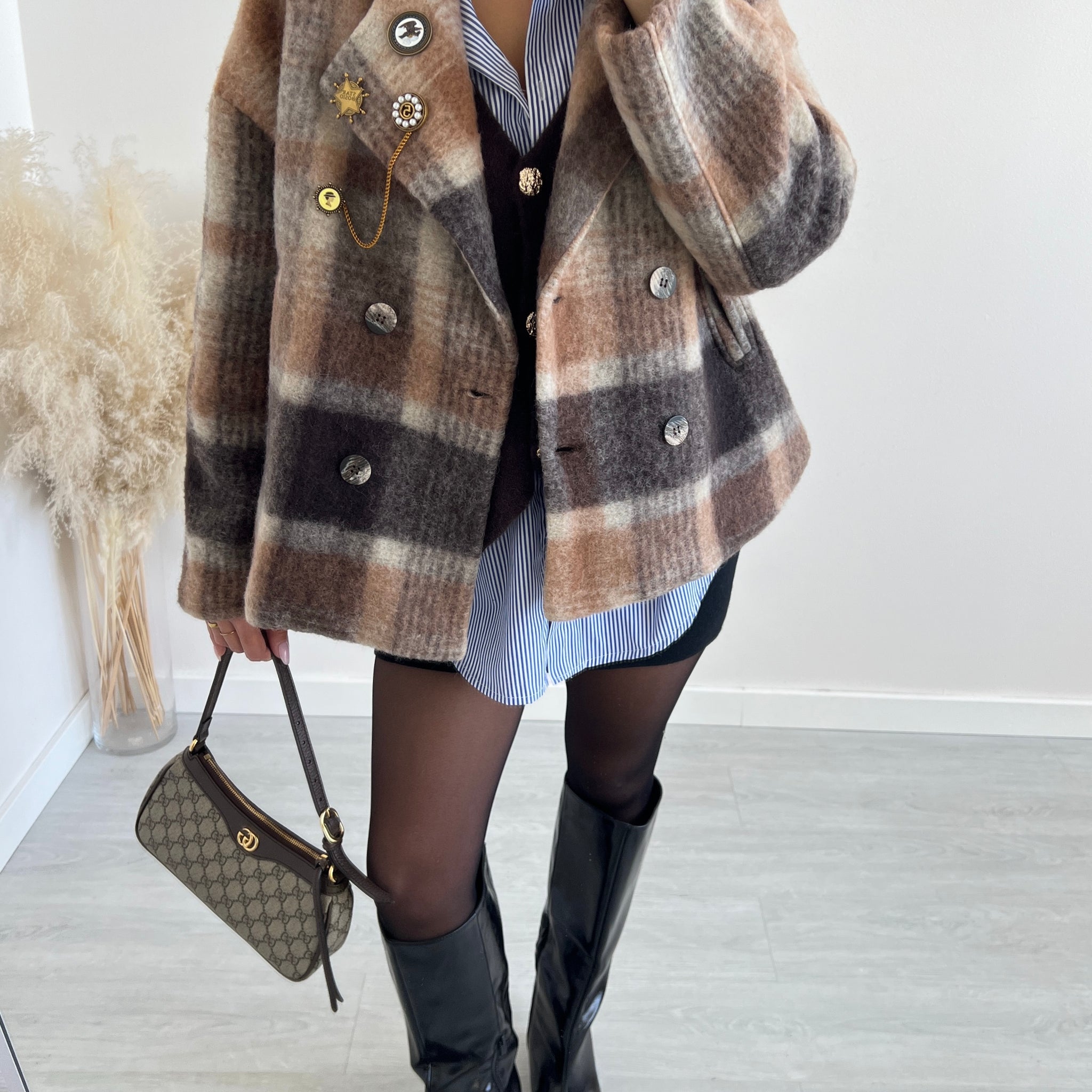 Cappotto doppiopetto in lana rasata caffè