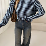 Pullover a righe blu e celeste