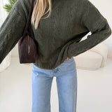 Pullover collo alto con trecce verdone