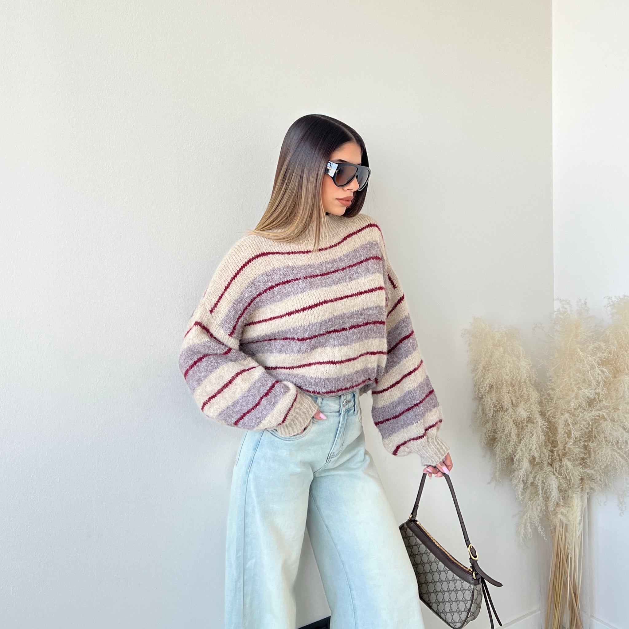 Pullover a righe beige e lavanda