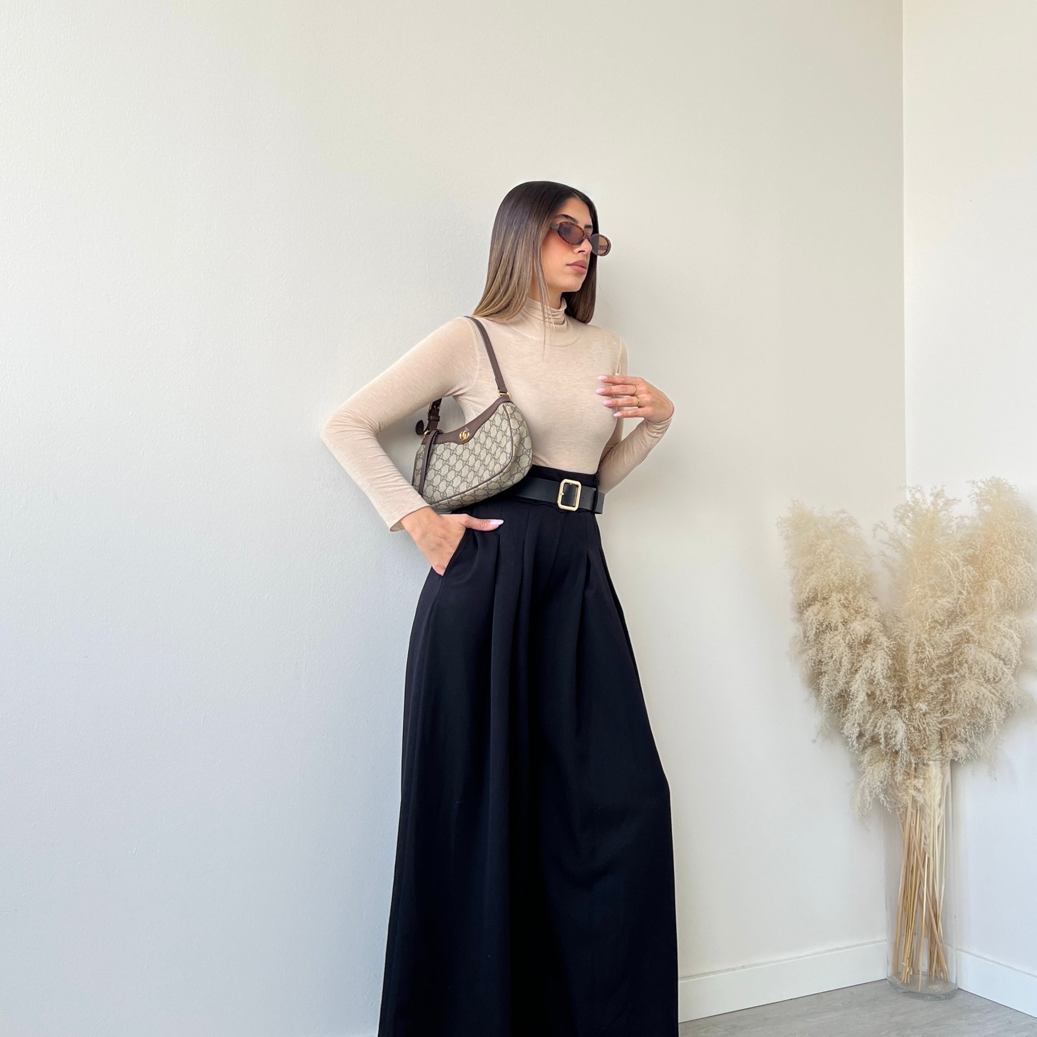 Pantalone gamba over nero