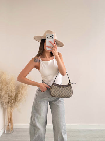 Maglia con spalline sottili bianca