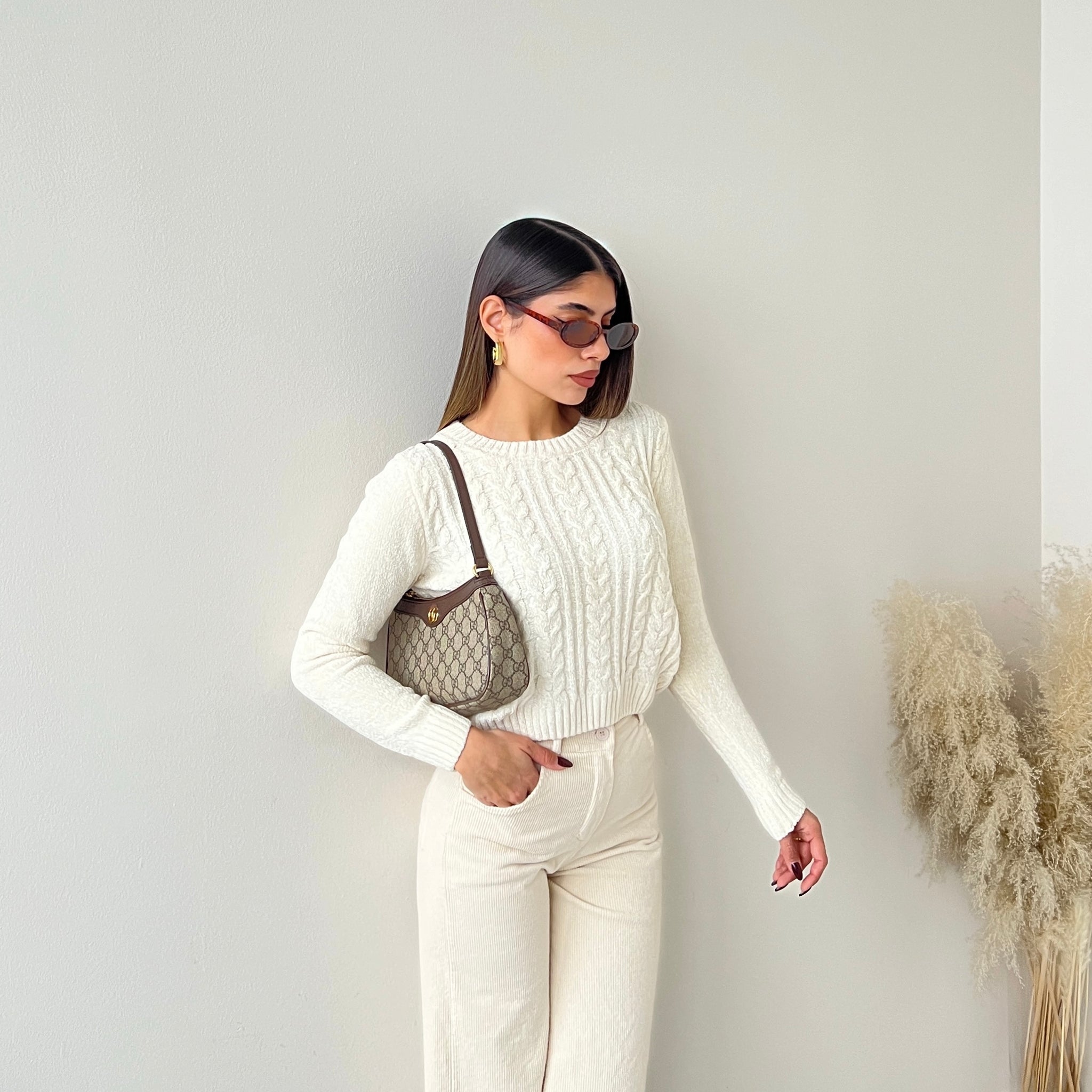 Pullover corto in ciniglia panna